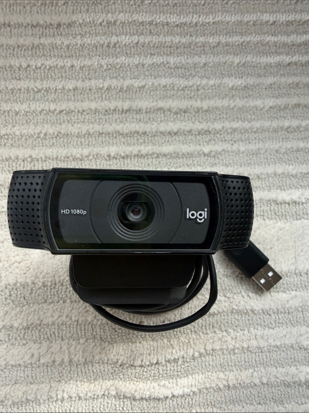 Logitech HD 1080p Webcam — Black